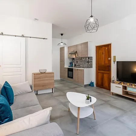 Cœur Du Mourillon - Entre Et Marché